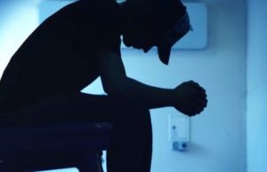 ΨΑΧΝΕΤΕ ΓΙΑ ΔΟΥΛΕΙΑ; ΕΝΑ ΣΥΓΚΛΟΝΙΣΤΙΚΟ ΒΙΟΓΡΑΦΙΚΟ…